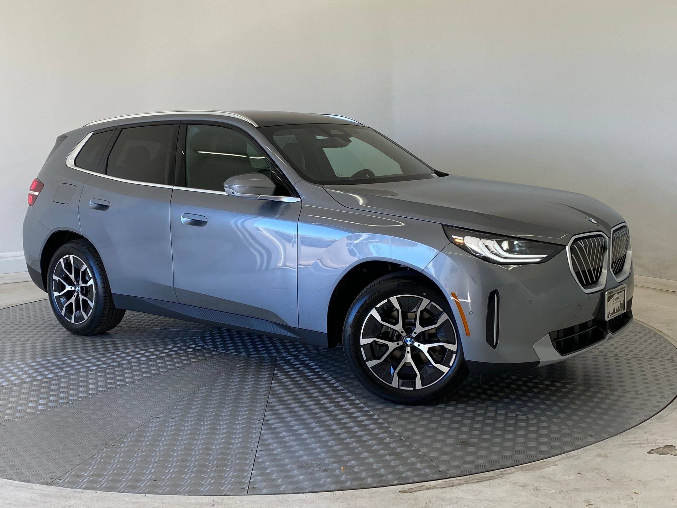 Used 2026 BMW X3 xDrive30i w/ Premium Package AWD/4WD image 6