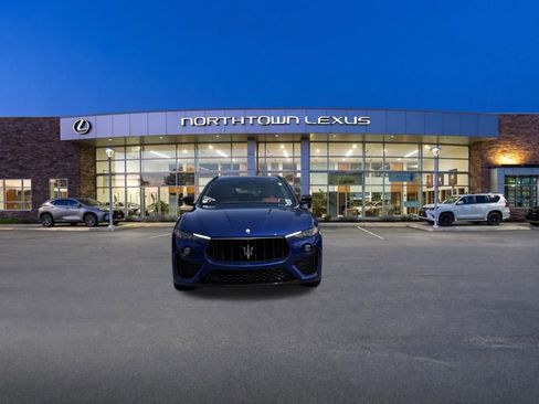 Used 2022 Maserati Levante Modena AWD/4WD image 20