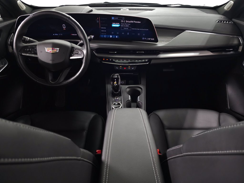 Used 2024 Cadillac XT4 Premium Luxury w/ Technology Package FWD image 12
