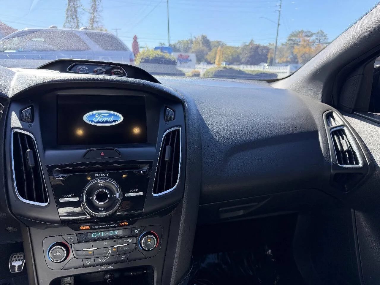 Used 2016 Ford Focus ST w/ Equipment Group 401A FWD image 20