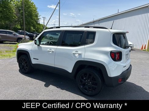 Certified 2022 Jeep Renegade Altitude image 7