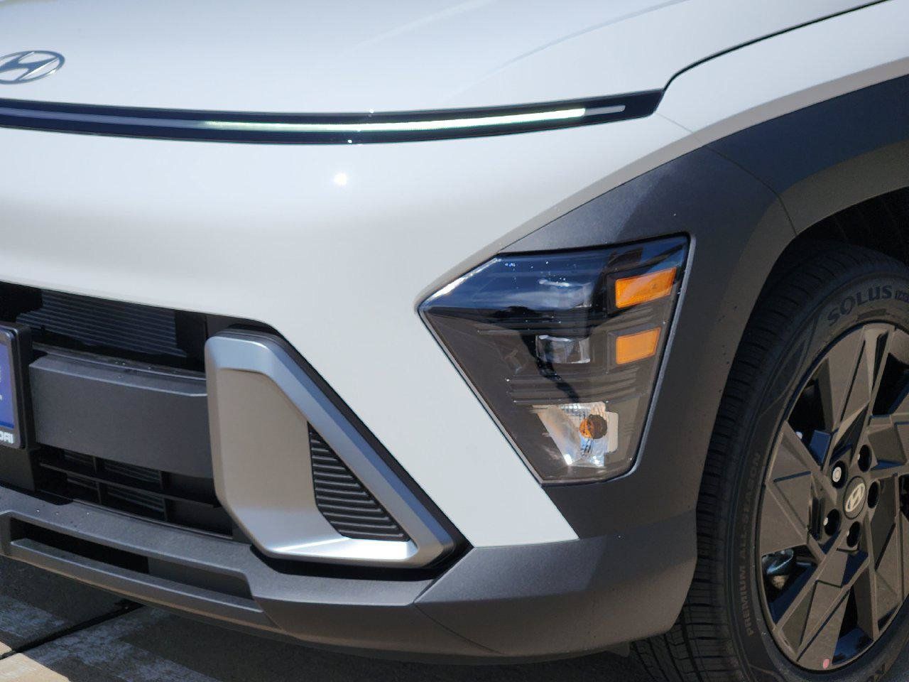 New 2027 Hyundai Kona SEL Sport FWD image 6