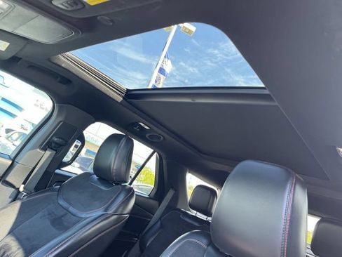 Used 2025 Ford Explorer ST w/ Sun And Sound Package AWD/4WD image 18