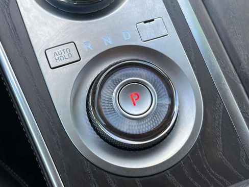 Used 2024 Genesis GV80 2.5T image 13