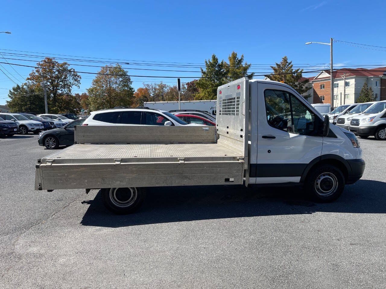 Used 2018 Ford Transit 250 138 RWD image 30