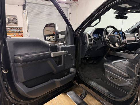 Used 2022 Ford F350 Platinum AWD/4WD image 11