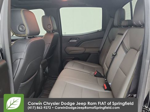 Used 2024 Chevrolet Colorado ZR2 w/ ZR2 Convenience Package III image 29