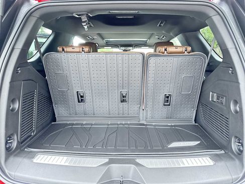 New 2026 Chevrolet Tahoe High Country RWD image 25