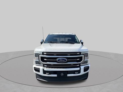 Used 2022 Ford F250 Platinum w/ FX4 Off-Road Package AWD/4WD image 2