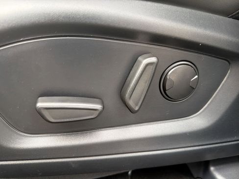 New 2026 Ford Explorer Active w/ Active Comfort Package image 18