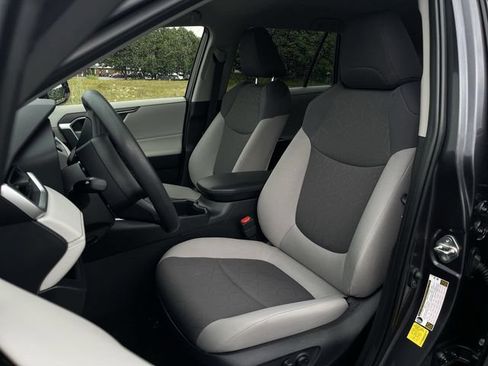 Certified 2025 Toyota RAV4 XLE AWD/4WD image 14