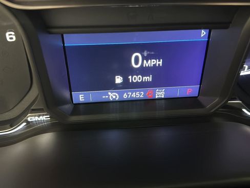 Used 2020 GMC Sierra 1500 SLT w/ SLT Premium Package image 11