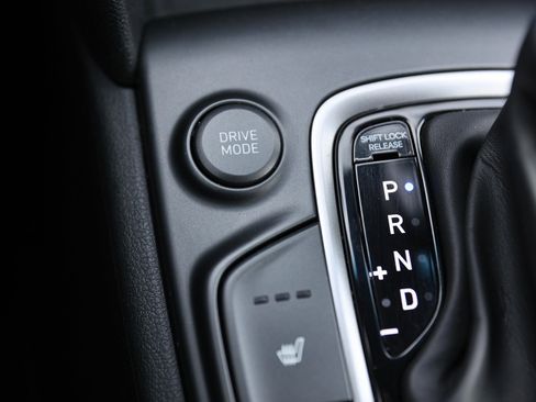 Used 2021 Hyundai Kona Night image 30