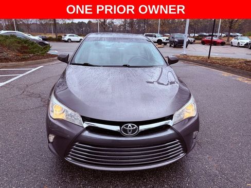 Used 2016 Toyota Camry XLE image 2