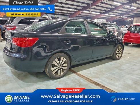 Used 2013 Kia Forte EX w/ Premium Pkg image 4
