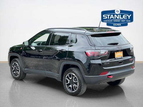 Certified 2024 Jeep Compass Trailhawk w/ Trailhawk Elite Group AWD/4WD image 5