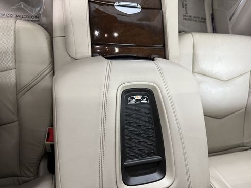 Used 2017 Cadillac Escalade ESV Premium Luxury w/ LPO, Radiant Package image 21