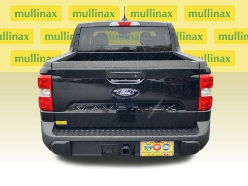 New 2025 Ford Maverick XL image 4