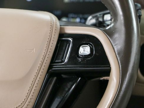 Used 2023 Lincoln Aviator Reserve w/ Equipment Group 201A RWD image 14