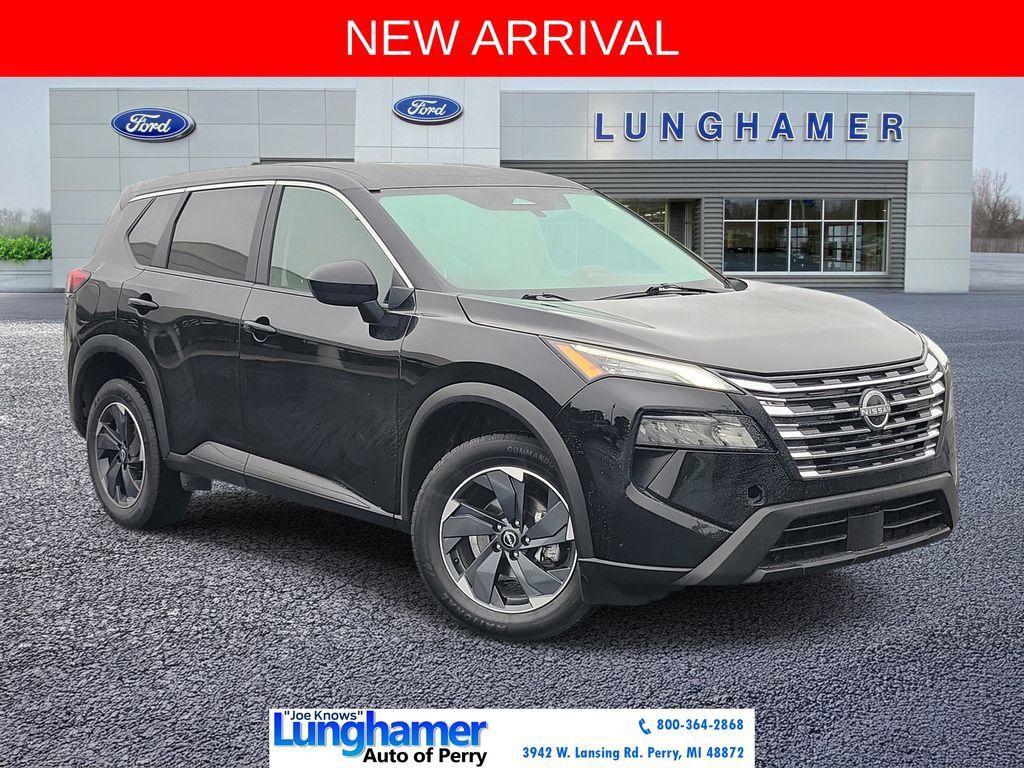Used 2025 Nissan Rogue SV AWD/4WD image 1