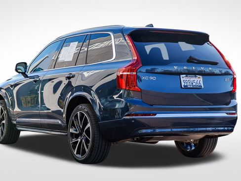 Used 2024 Volvo XC90 B5 Plus w/ Protection Package Premier image 5