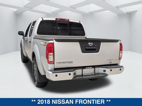 Used 2018 Nissan Frontier PRO-4X image 6