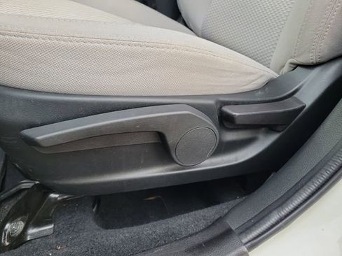 Used 2018 Subaru Forester 2.5i w/ Alloy Wheel Package AWD/4WD image 17