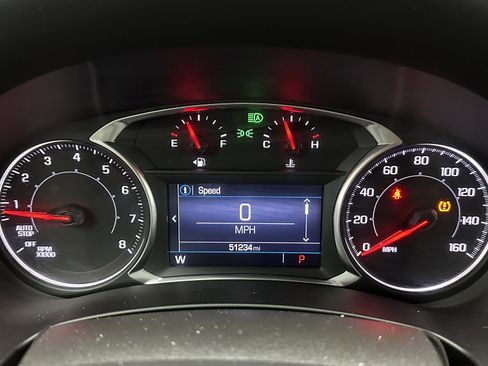 Used 2024 GMC Terrain SLE image 13