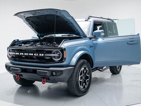 Used 2023 Ford Bronco Outer Banks image 17