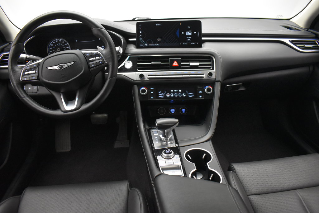 Used 2025 Genesis G70 2.5T AWD/4WD image 30
