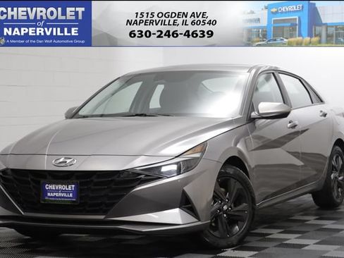 Used 2023 Hyundai Elantra SEL FWD image 1