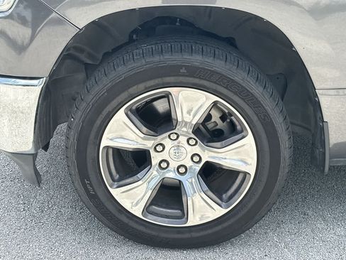 Used 2024 RAM 1500 Laramie RWD image 12