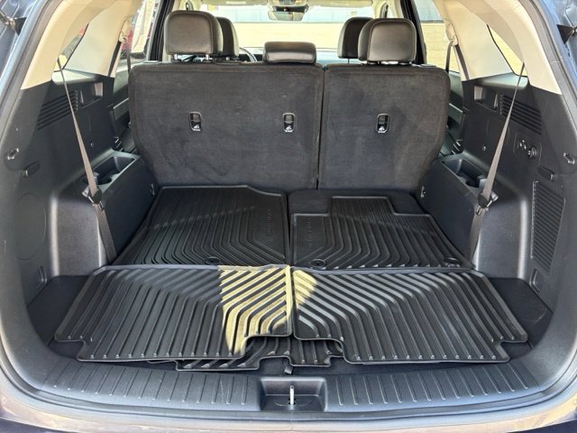Used 2025 Kia Sorento S FWD image 16