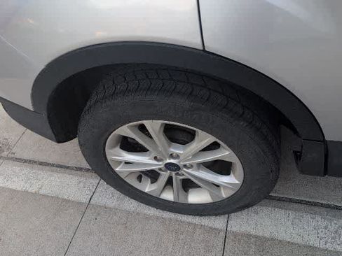 Used 2019 Ford Escape SE AWD/4WD image 8