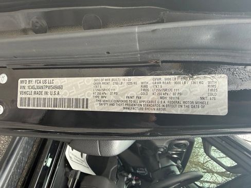 Used 2023 Jeep Wrangler Sport image 27