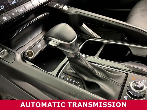 Used 2024 Kia Telluride S AWD/4WD image 15
