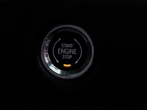 Used 2025 Chevrolet Tahoe Z71 w/ Comfort Package image 29