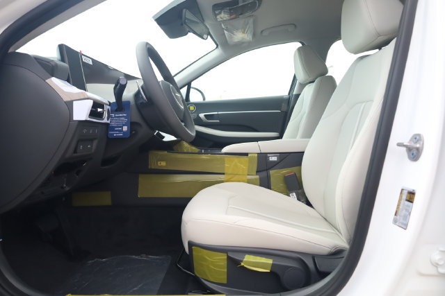 New 2026 Hyundai Sonata Blue FWD image 13