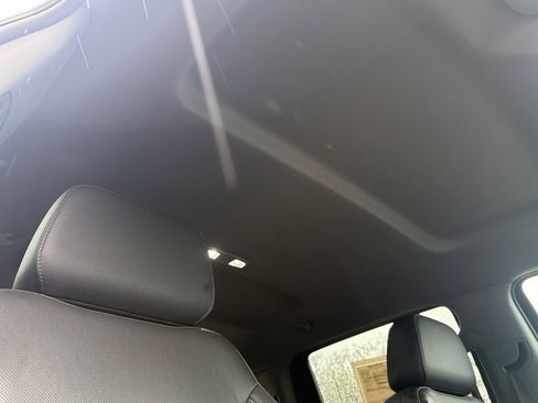 Used 2021 GMC Sierra 1500 SLT w/ SLT Premium Package image 17