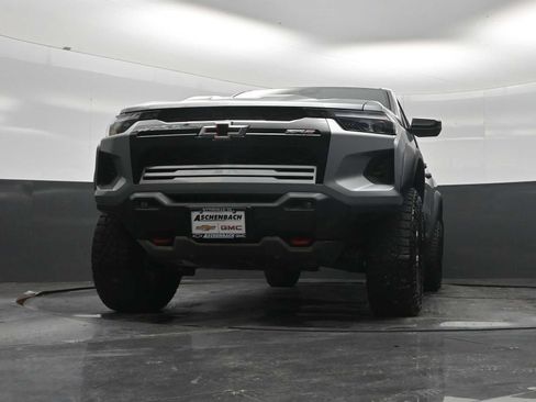 Used 2024 Chevrolet Colorado ZR2 w/ ZR2 Convenience Package III AWD/4WD image 20