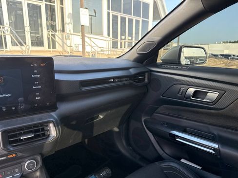 Used 2024 Ford Mustang GT RWD image 17