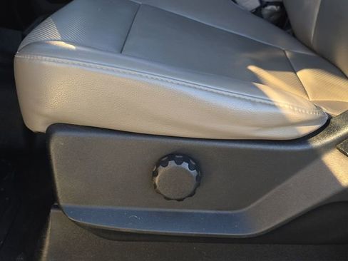 Used 2019 Ford F350 XL w/ Power Equipment Group image 27