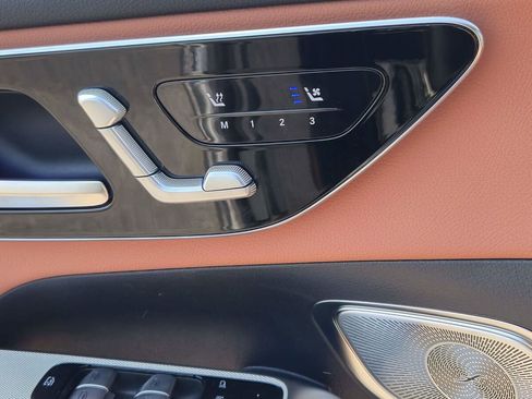 New 2025 Mercedes-Benz GLC 300 4MATIC image 11