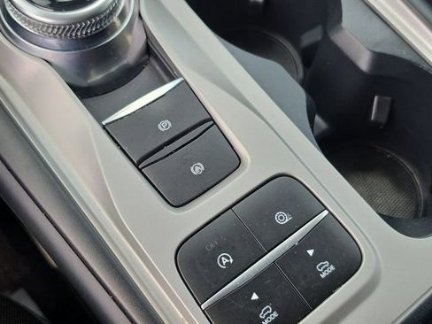 Certified 2024 Ford Explorer XLT image 26