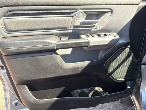 Used 2019 RAM 1500 Big Horn AWD/4WD image 17