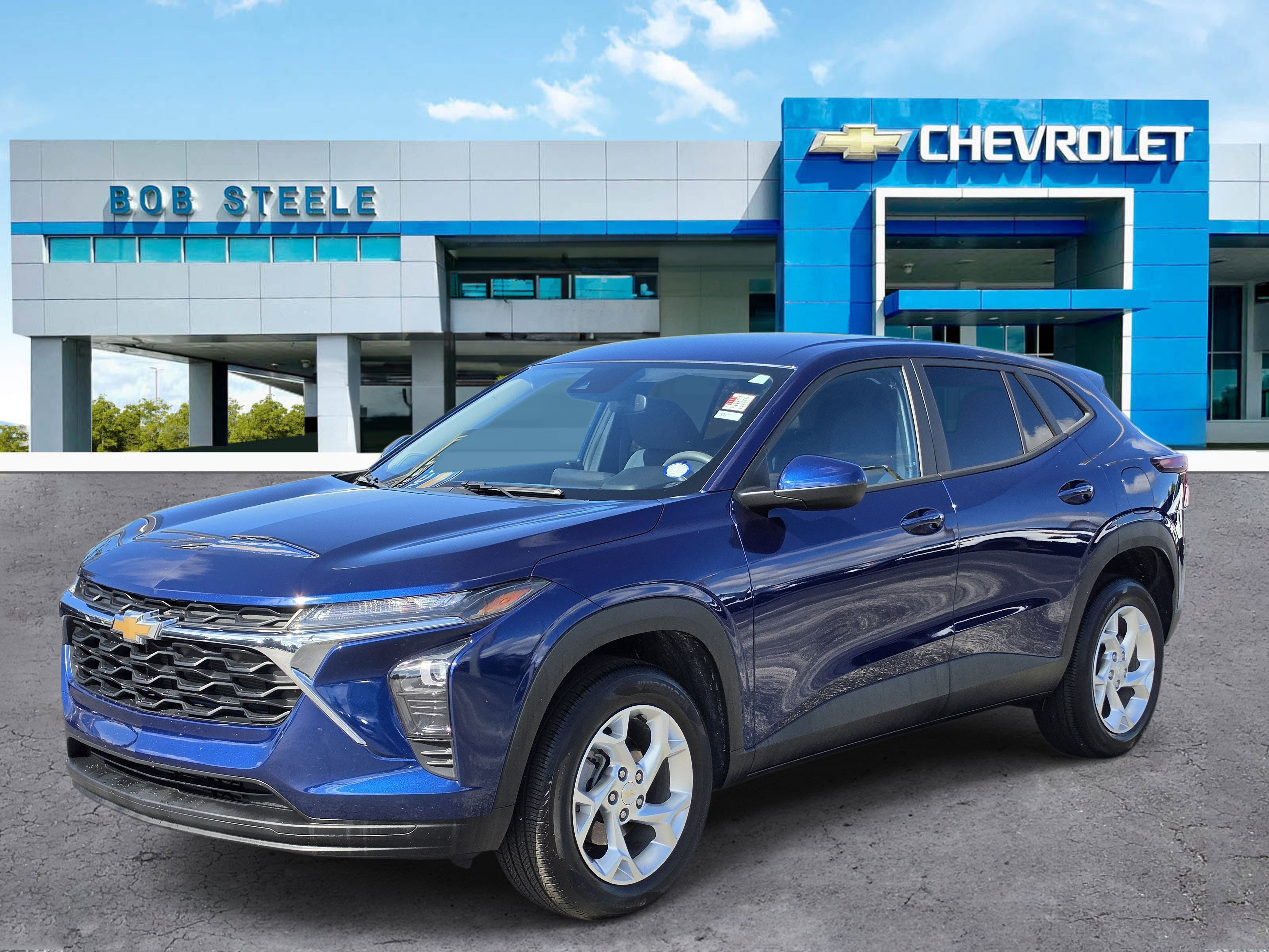 Certified 2024 Chevrolet Trax LS w/ LS Convenience Package FWD image 2