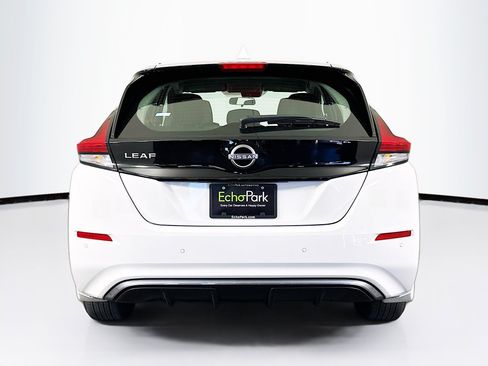 Used 2025 Nissan Leaf S FWD image 7