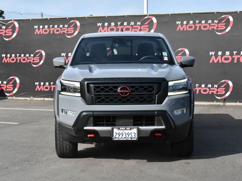 Used 2023 Nissan Frontier Pro-X w/ Pro Convenience Package image 2