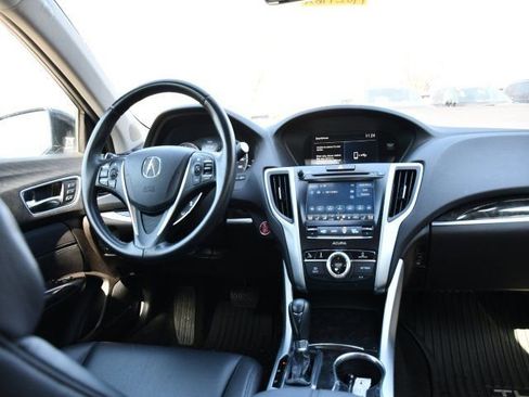 Used 2018 Acura TLX image 19