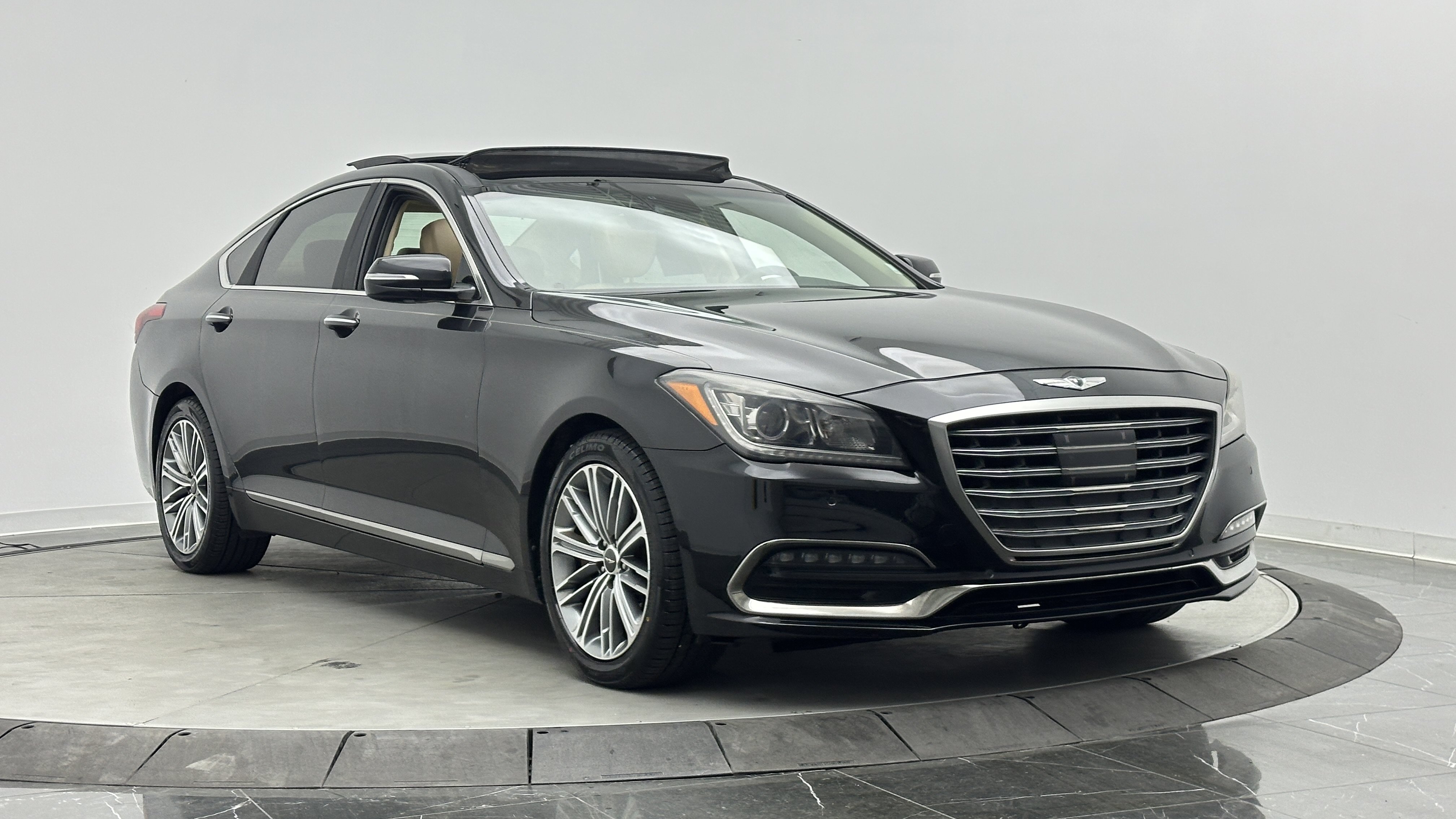 Used 2018 Genesis G80 3.8 w/ Option Group 02 RWD image 3